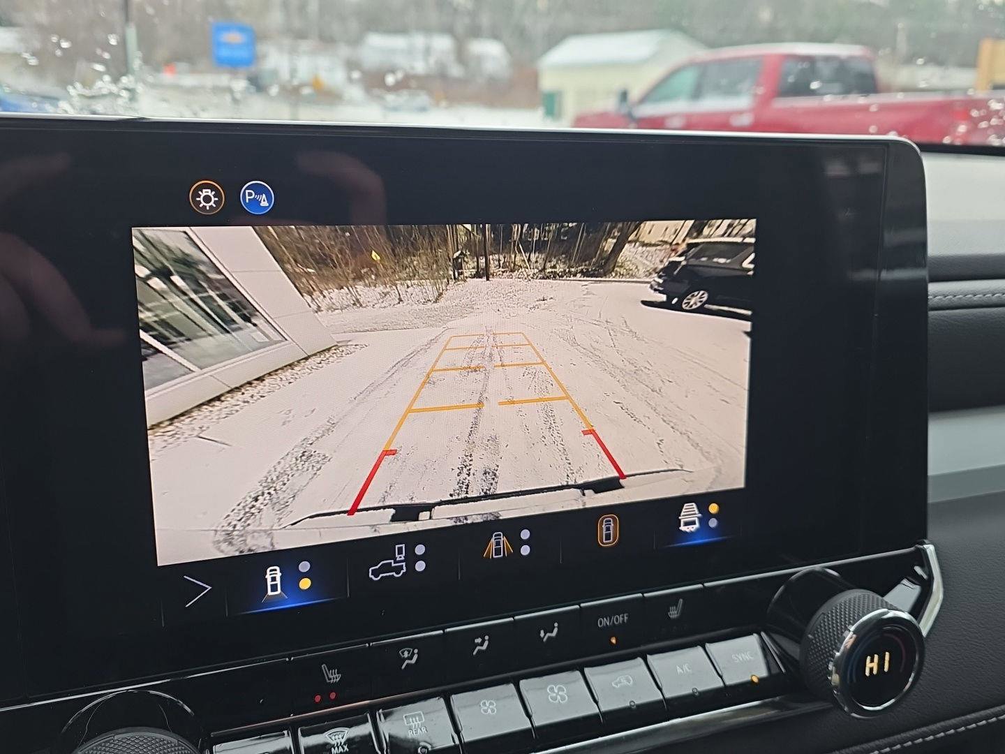 New 2025 Chevrolet Colorado LT w/ LT Convenience Package image 16