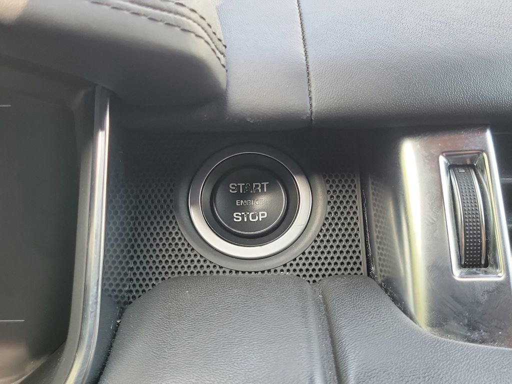 Used 2018 Land Rover Range Rover Sport HSE Dynamic AWD/4WD image 35