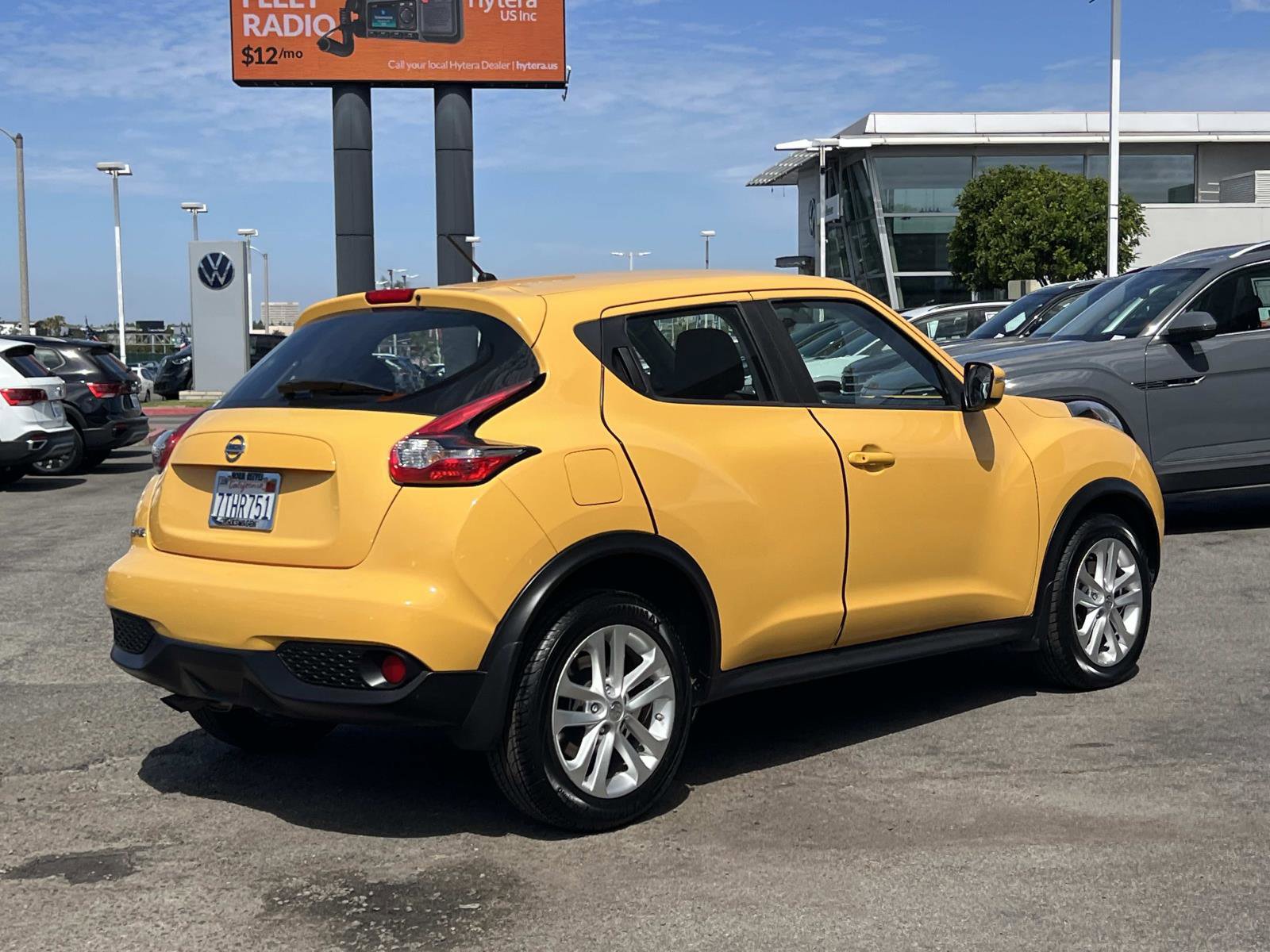 Used 2016 Nissan Juke S image 22