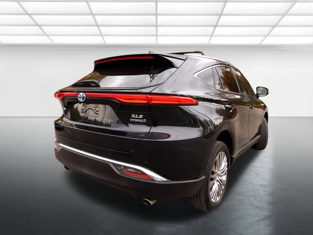 Used 2021 Toyota Venza XLE w/ Softex Package image 5