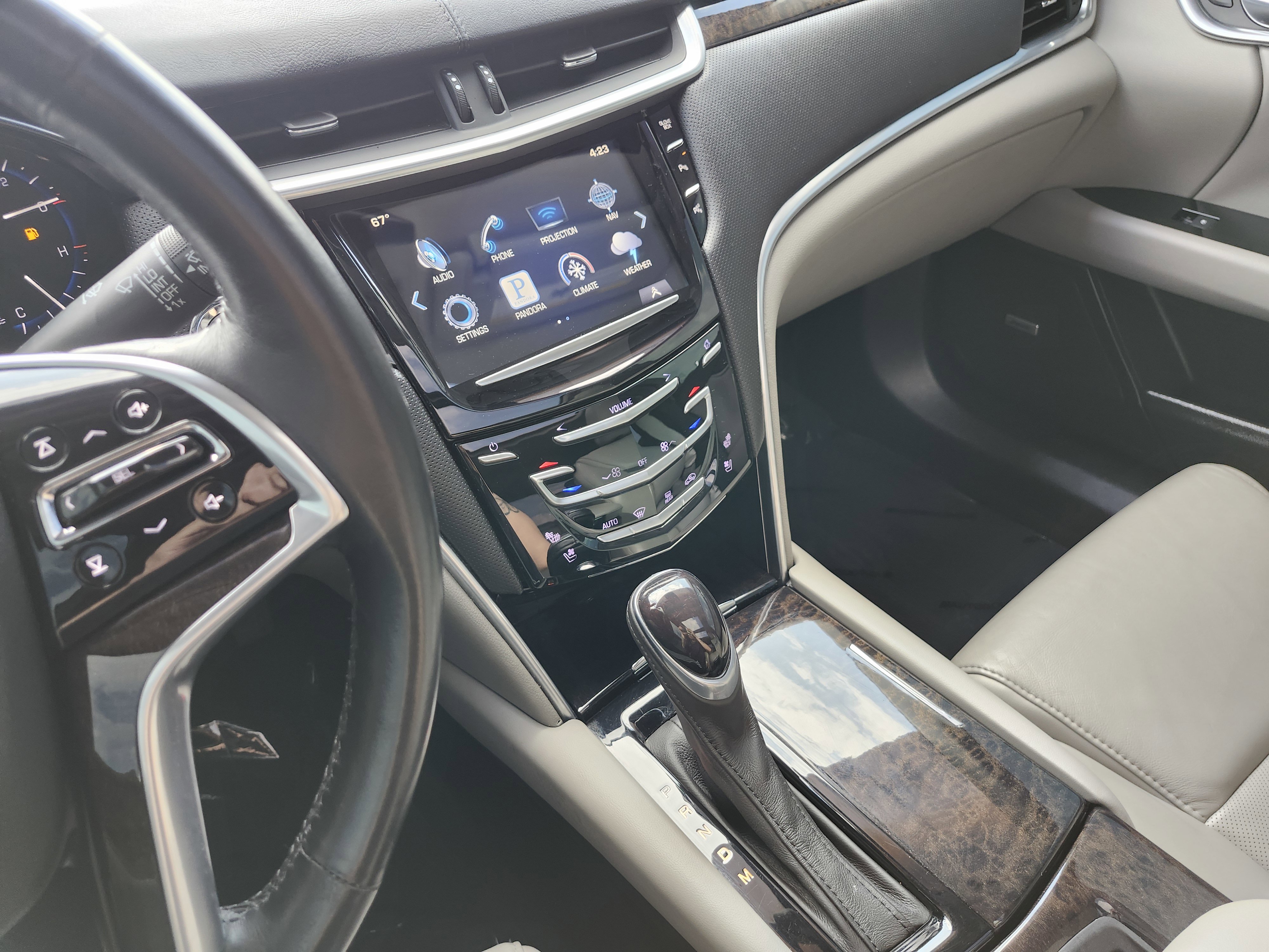 Used 2016 Cadillac XTS Luxury w/ Driver Awareness Package image 33