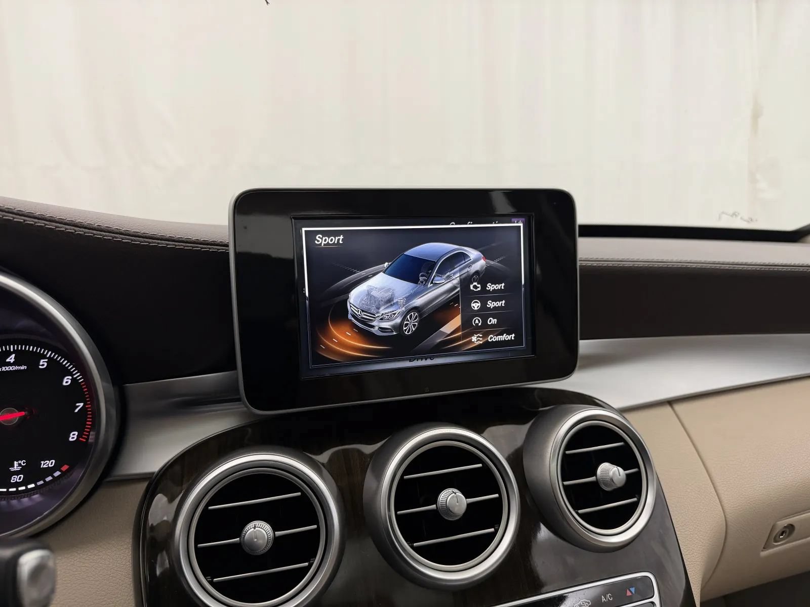 Used 2017 Mercedes-Benz C 300 4MATIC Sedan image 20