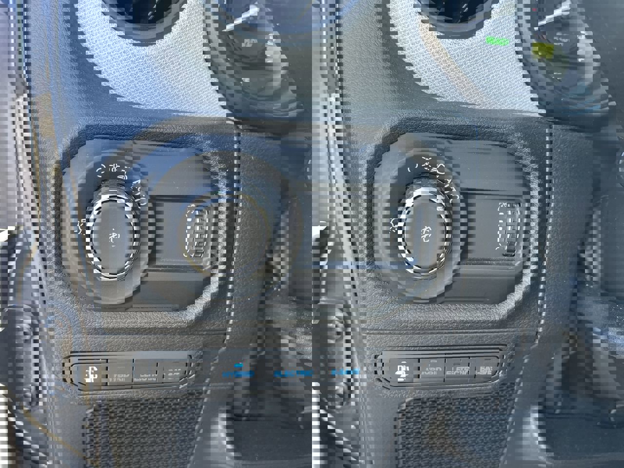 Used 2024 Jeep Wrangler Sport S image 17