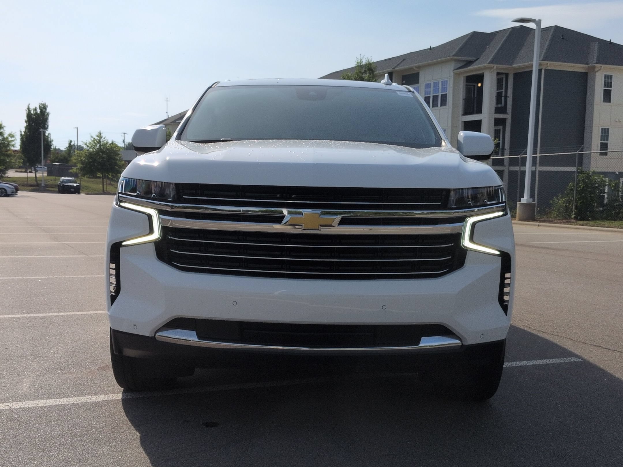 Used 2024 Chevrolet Tahoe LT RWD image 9