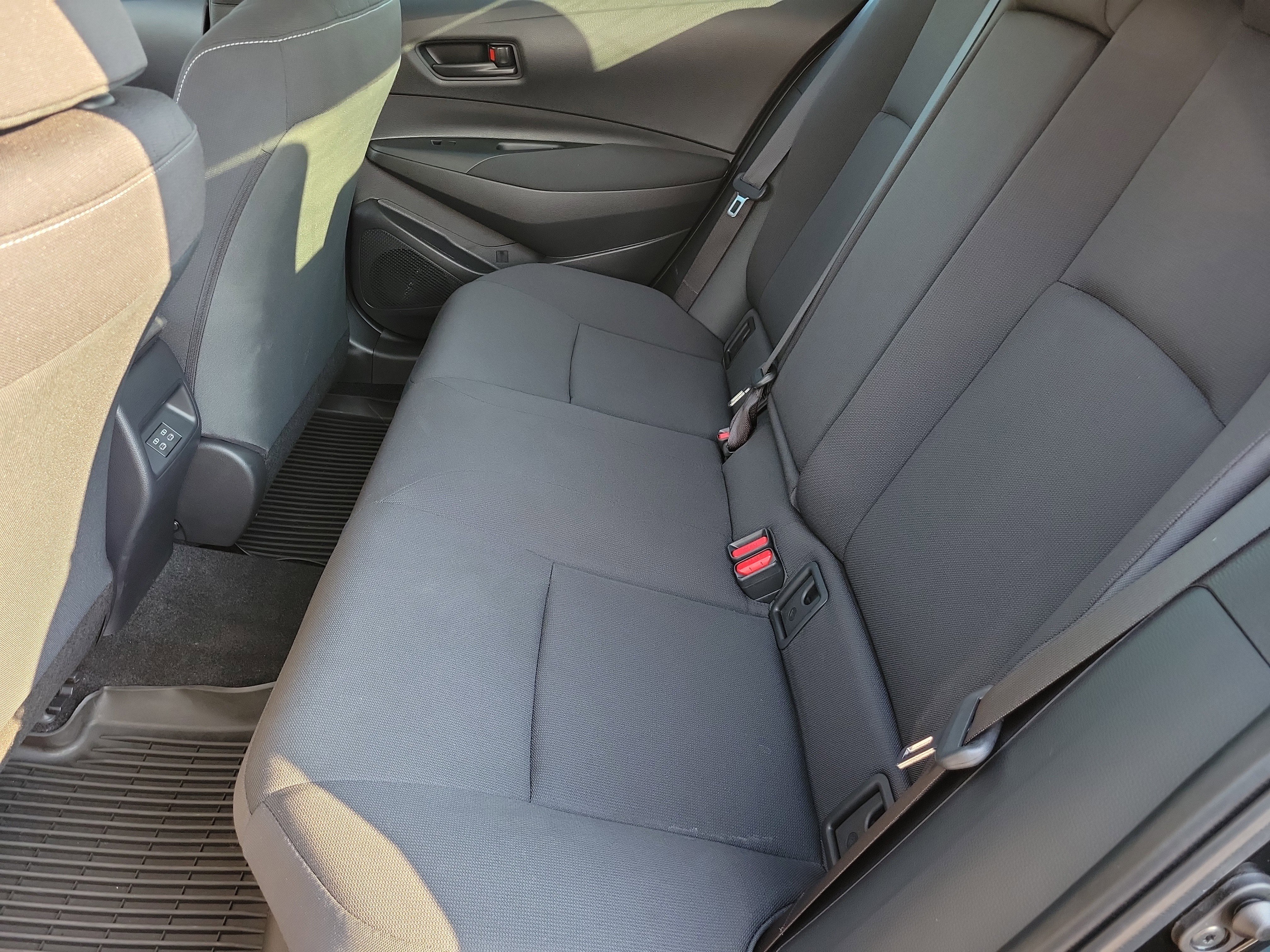 Used 2023 Toyota Corolla LE image 16