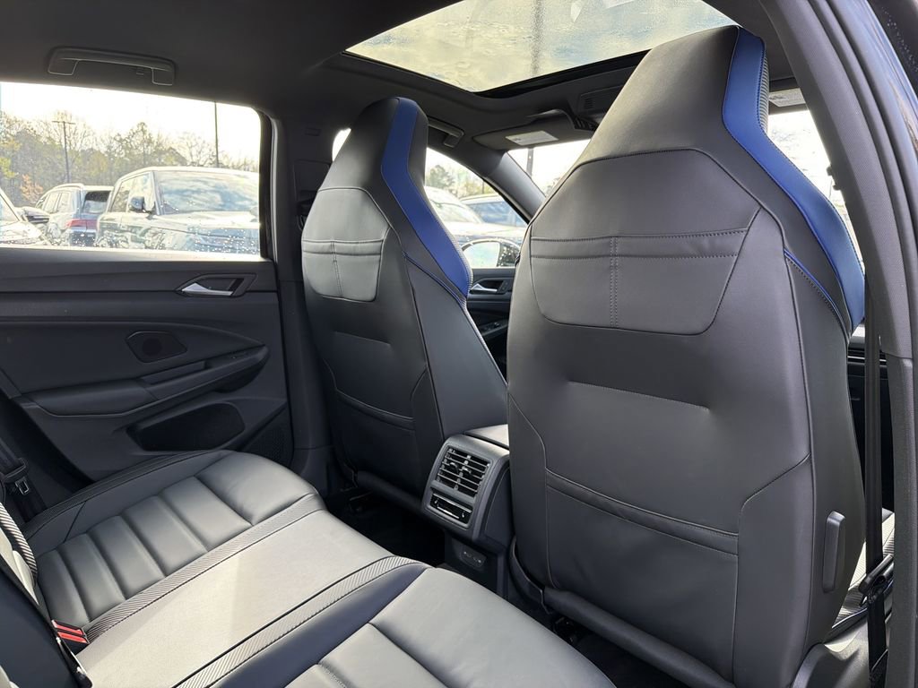 New 2026 Volkswagen Golf image 17