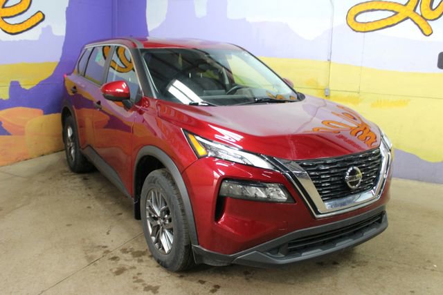 Used 2021 Nissan Rogue S AWD/4WD image 2
