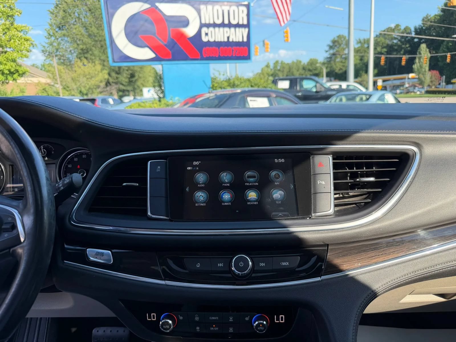 Used 2019 Buick Enclave Essence FWD image 15