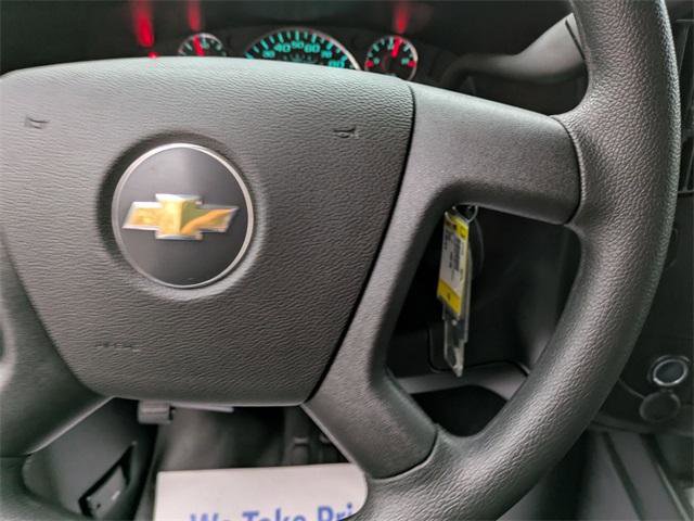 New 2025 Chevrolet Express 3500 w/ Driver Convenience Package image 15