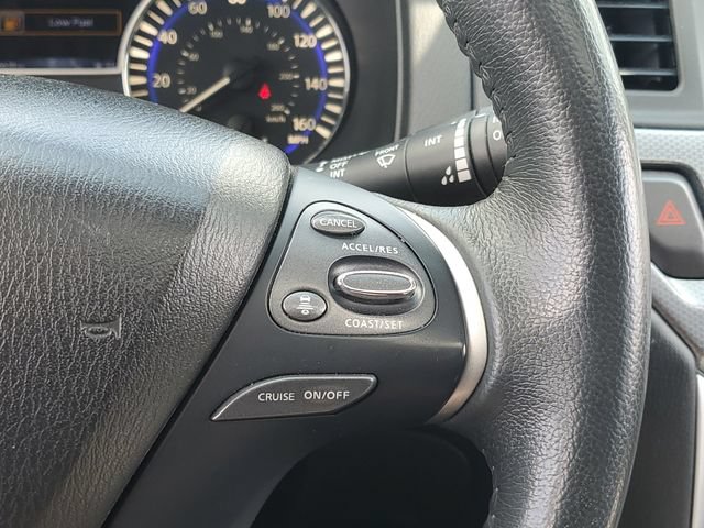 Used 2018 Nissan Pathfinder S AWD/4WD image 24