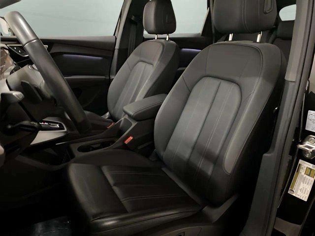 Used 2024 Audi Q4 e-tron Premium w/ Convenience Package image 67