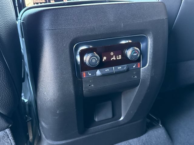 Used 2025 GMC Yukon Denali AWD/4WD image 22