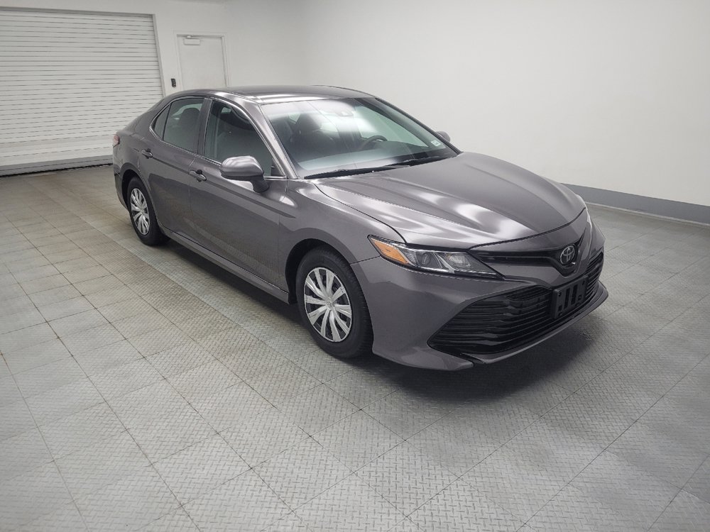 Used 2018 Toyota Camry FWD image 11
