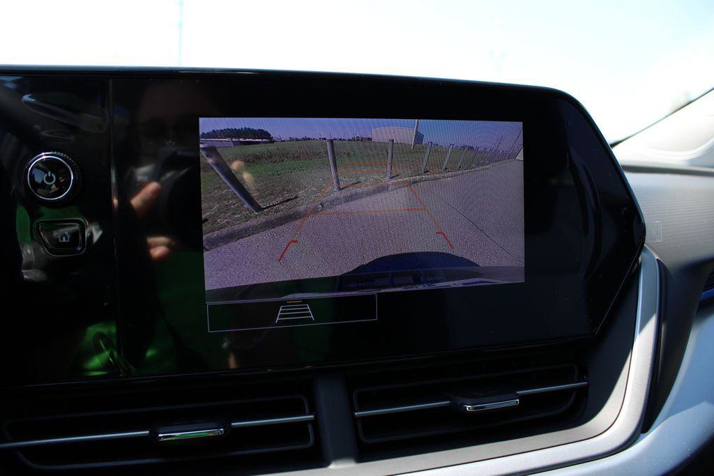 New 2026 Chevrolet Trax LS image 14