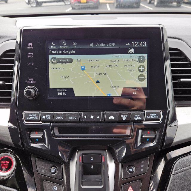Used 2023 Honda Odyssey Touring image 25
