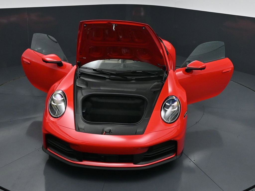 Certified 2025 Porsche 911 Carrera RWD image 30