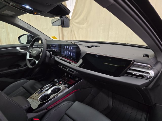 New 2026 Audi A6 Premium Plus AWD/4WD image 34