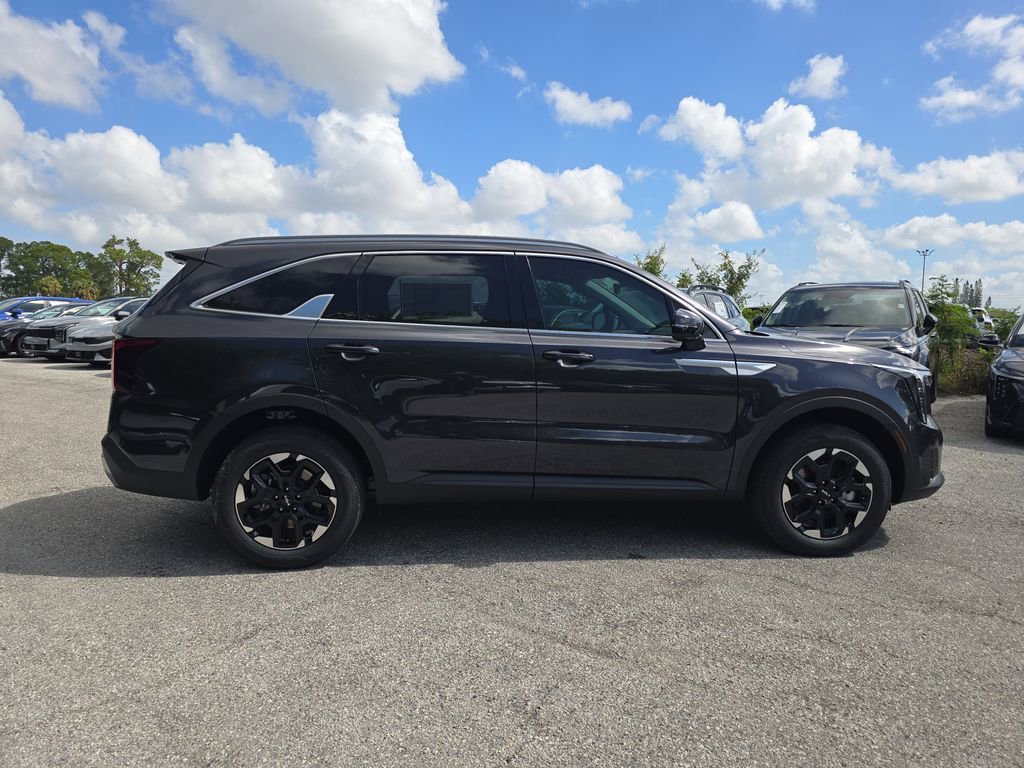 New 2026 Kia Sorento S image 9