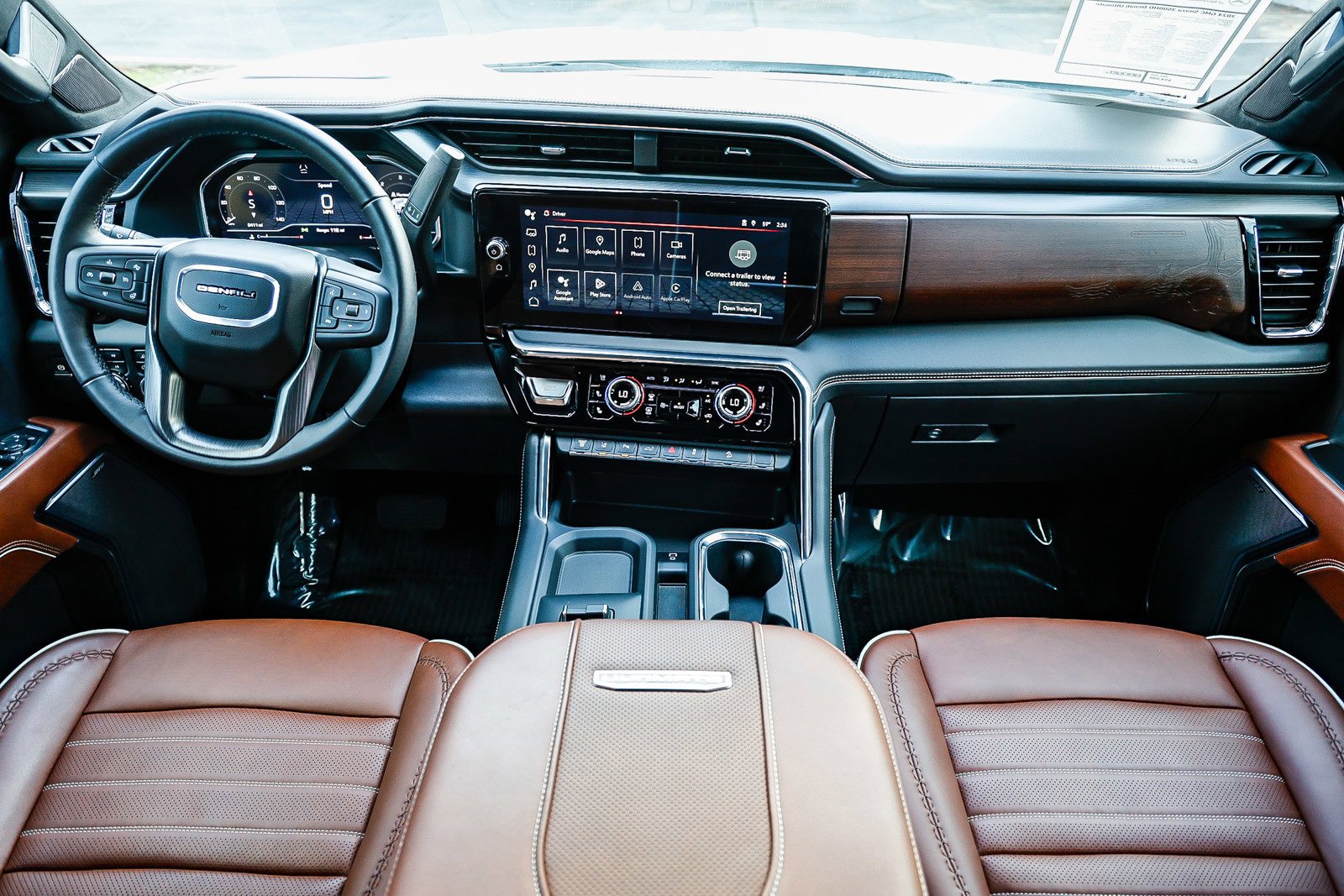 Used 2024 GMC Sierra 3500 Denali Ultimate image 10