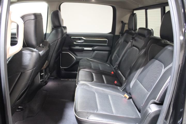 Used 2019 RAM 1500 Laramie image 17