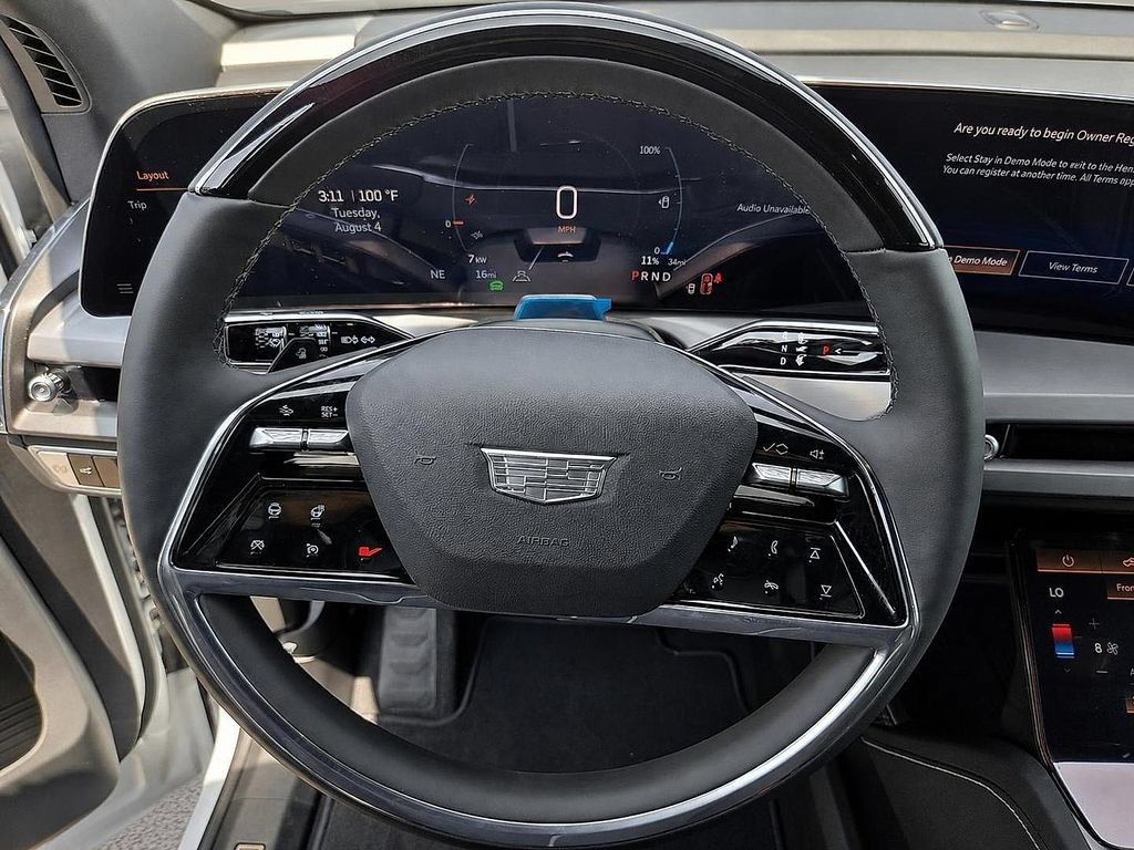 New 2027 Cadillac Vistiq Luxury AWD/4WD image 15