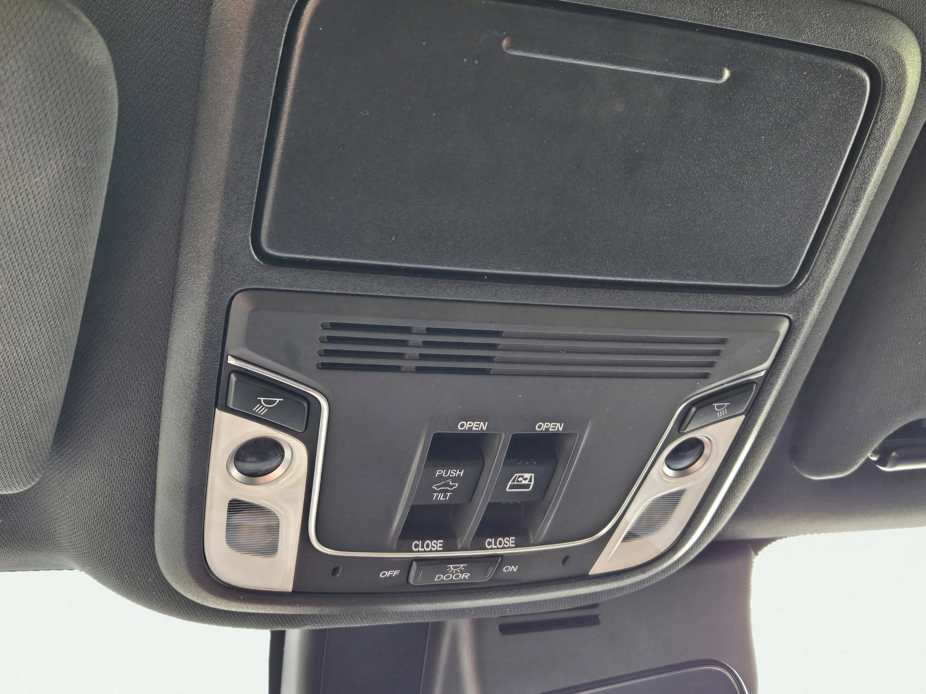 Used 2021 Honda Ridgeline Black Edition image 31
