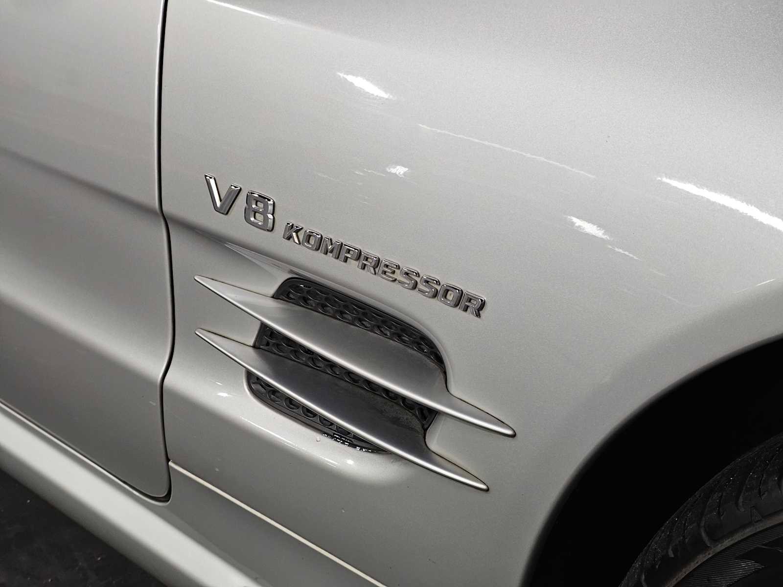 Used 2004 Mercedes-Benz SL 55 AMG image 10