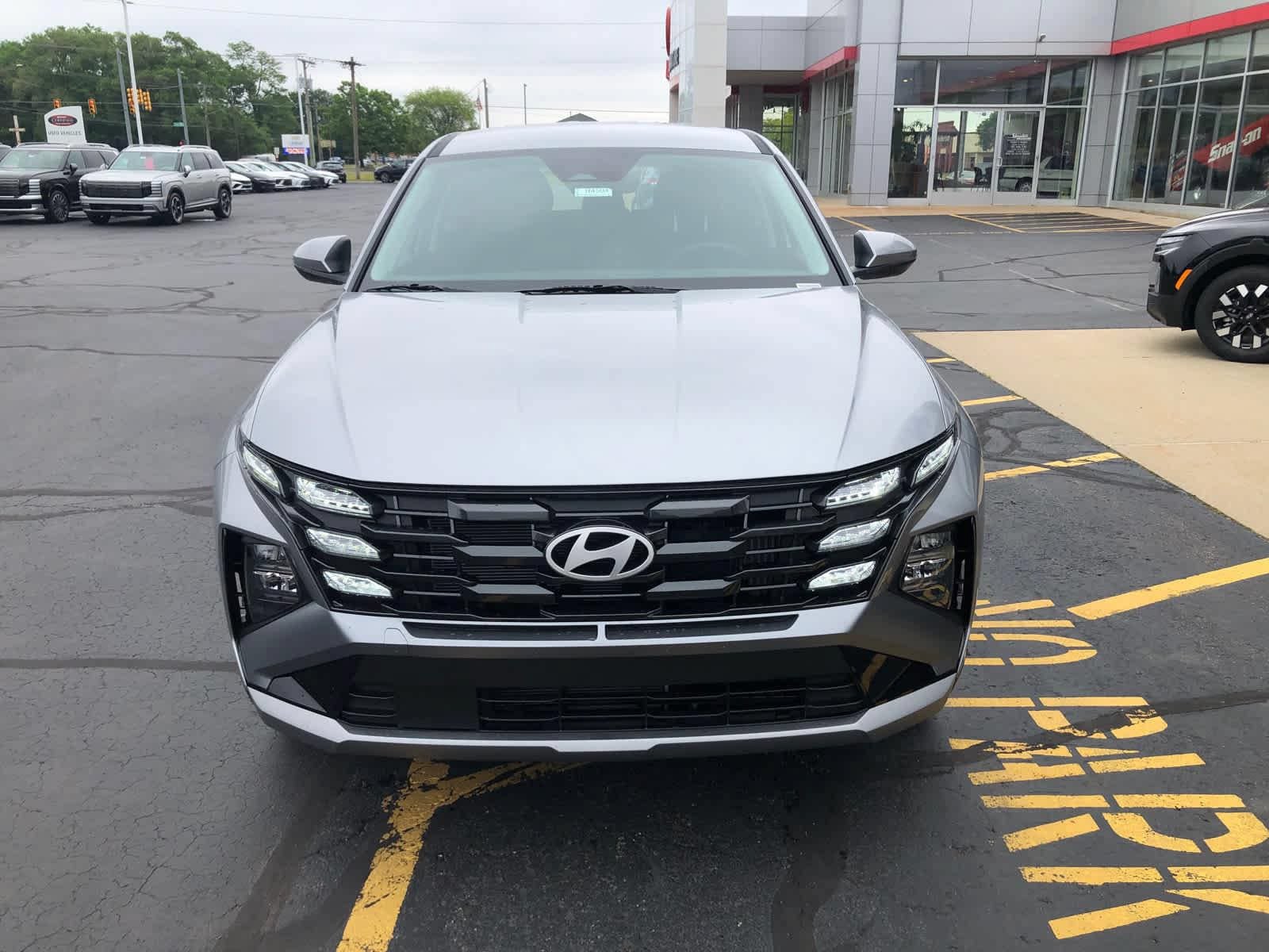 New 2026 Hyundai Tucson Blue SE AWD/4WD image 2