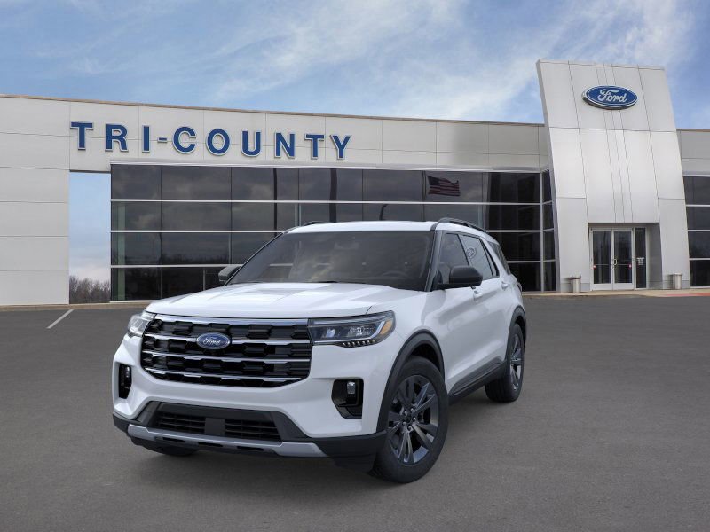 New 2026 Ford Explorer Active image 2