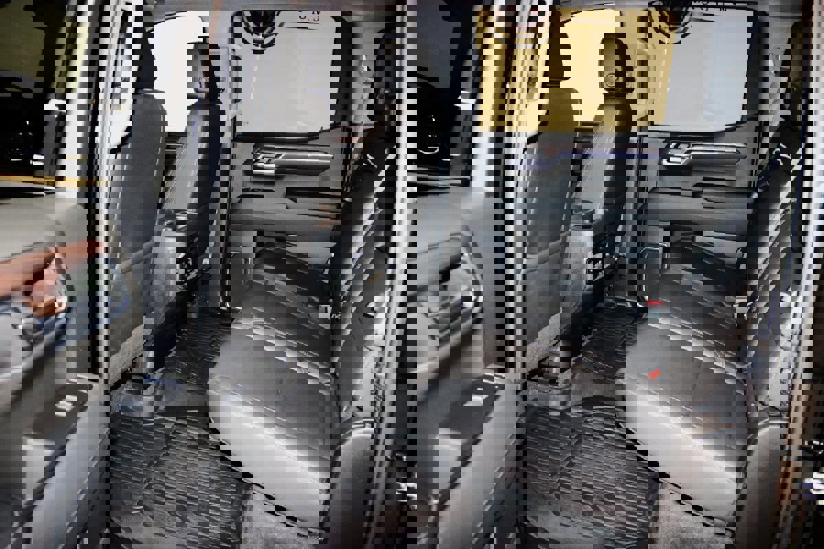 Used 2023 GMC Sierra 1500 SLT w/ SLT Convenience Package image 62