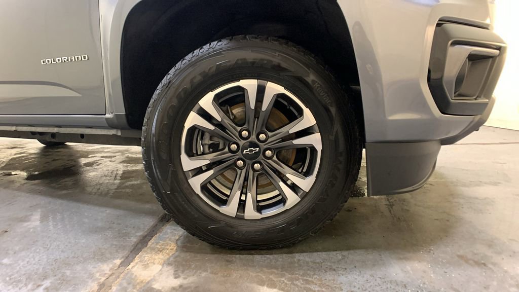 Used 2022 Chevrolet Colorado Z71 image 9