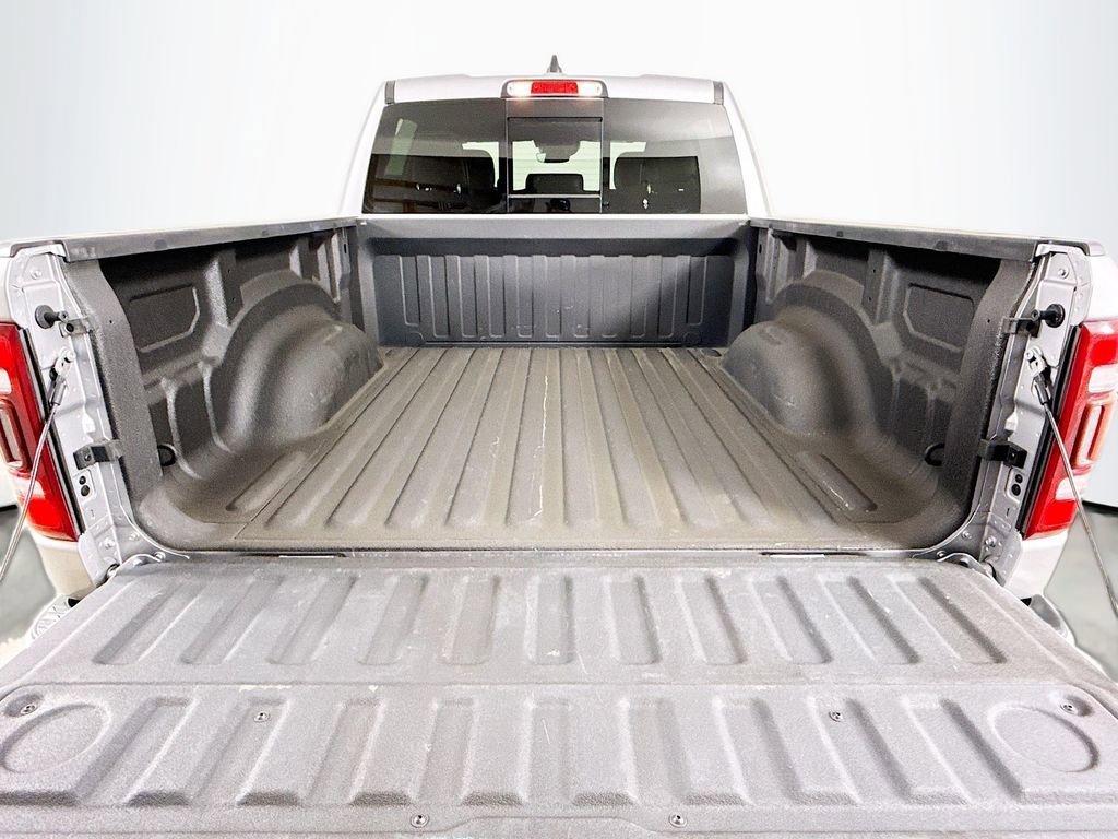 Used 2019 RAM 1500 Limited w/ Advanced Safety Group AWD/4WD image 30