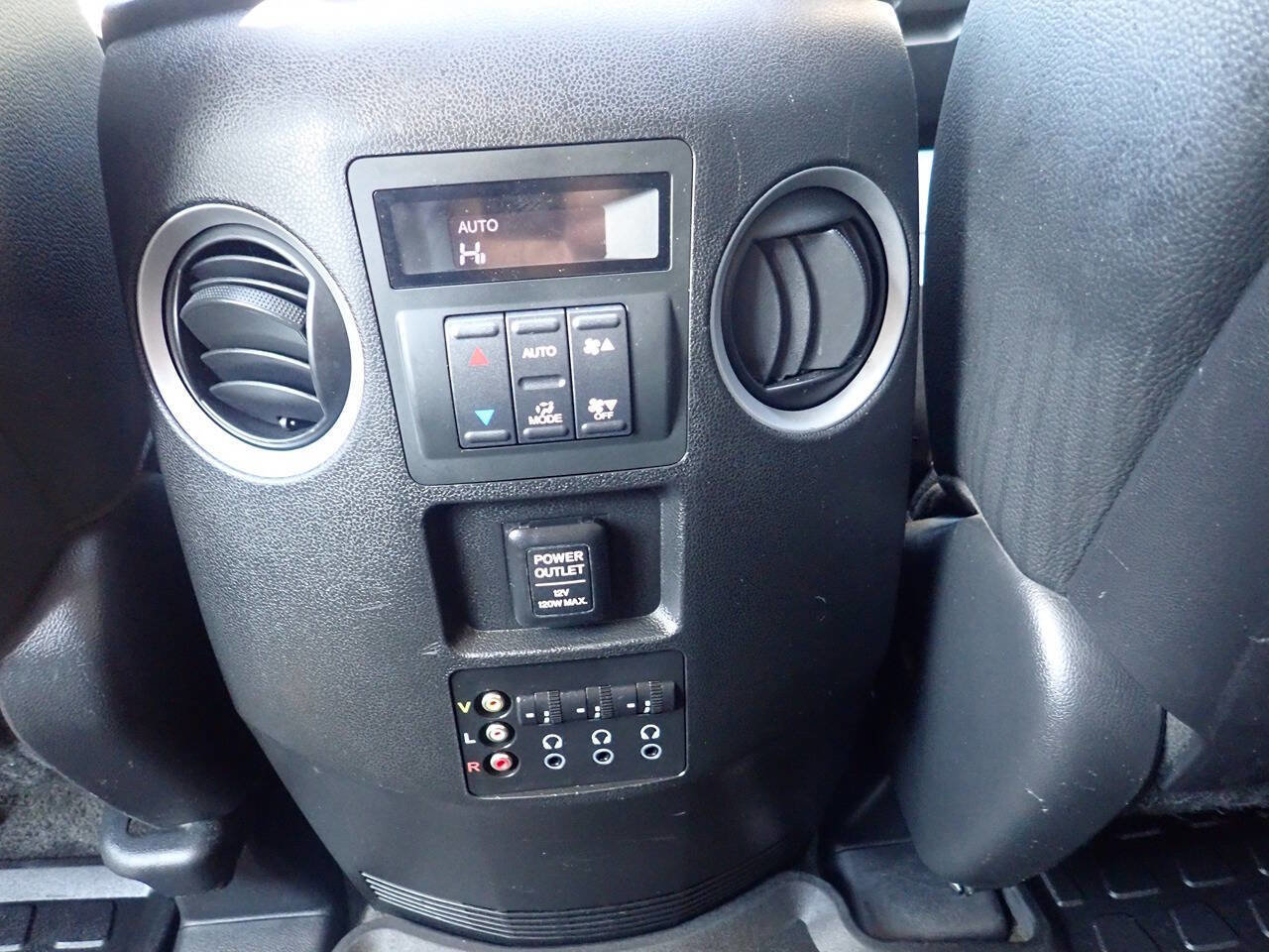 Used 2012 Honda Pilot Touring image 15