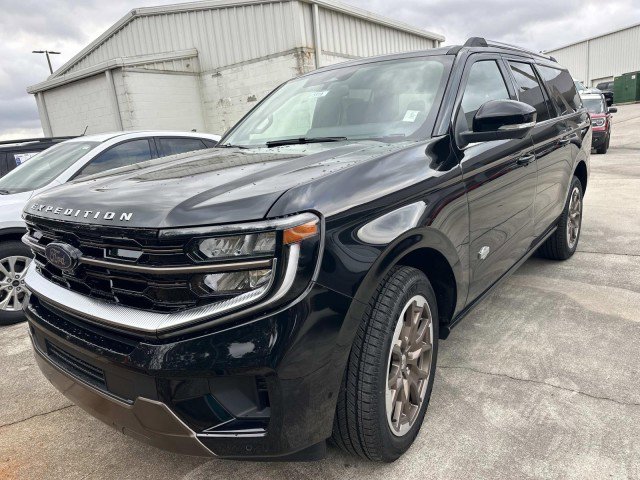 New 2025 Ford Expedition Max King Ranch image 3