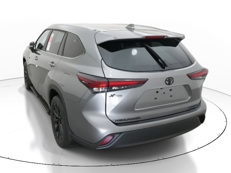 New 2026 Toyota Highlander XLE image 6