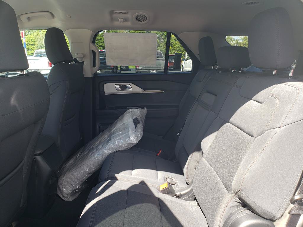 New 2026 Ford Explorer Active AWD/4WD image 7
