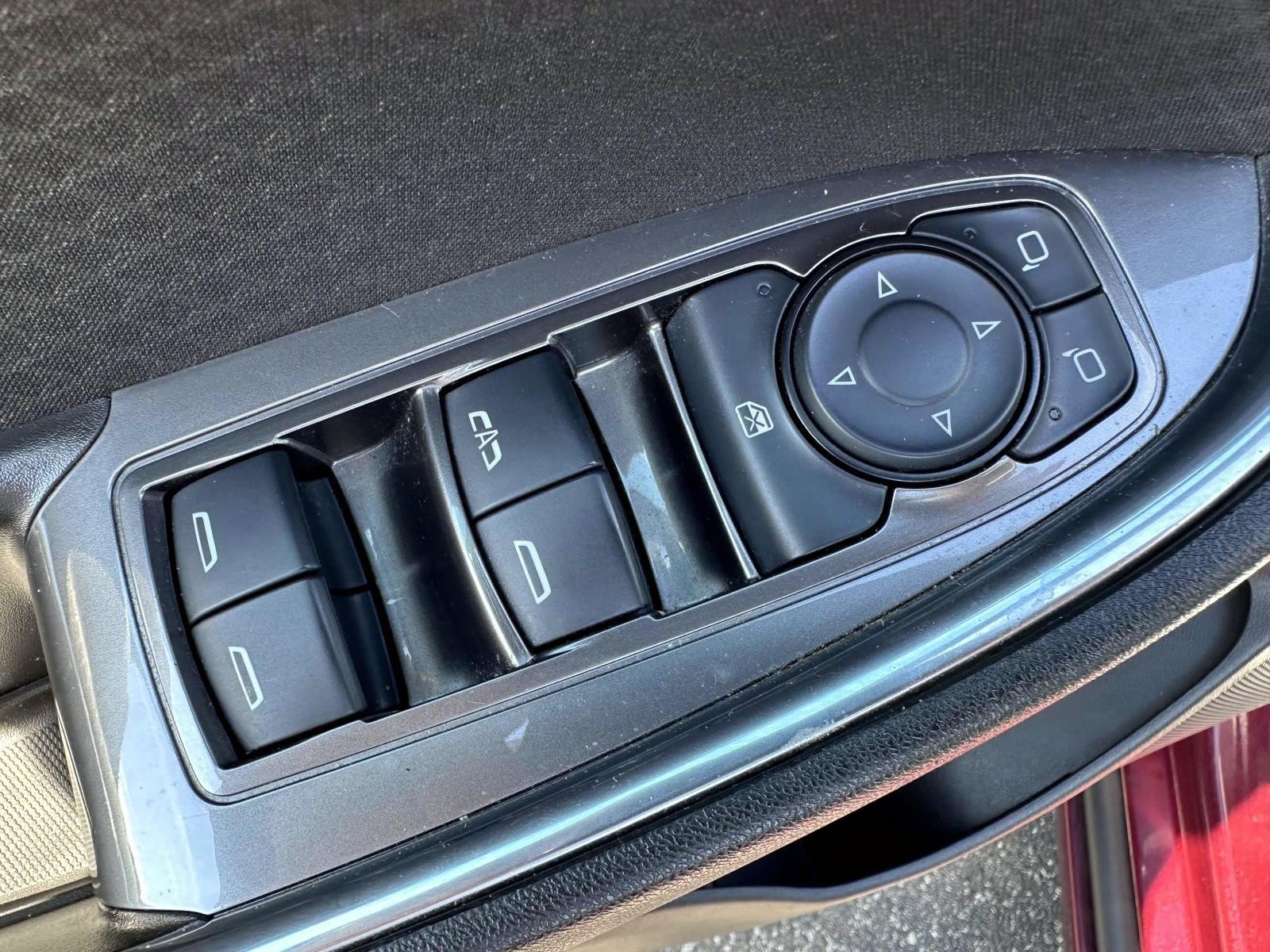 Used 2016 Chevrolet Malibu LT FWD image 9