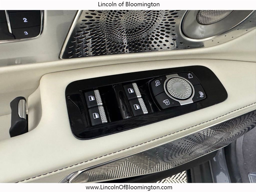 New 2024 Lincoln Nautilus Black Label w/ Jet Appearance Package (87T) image 54