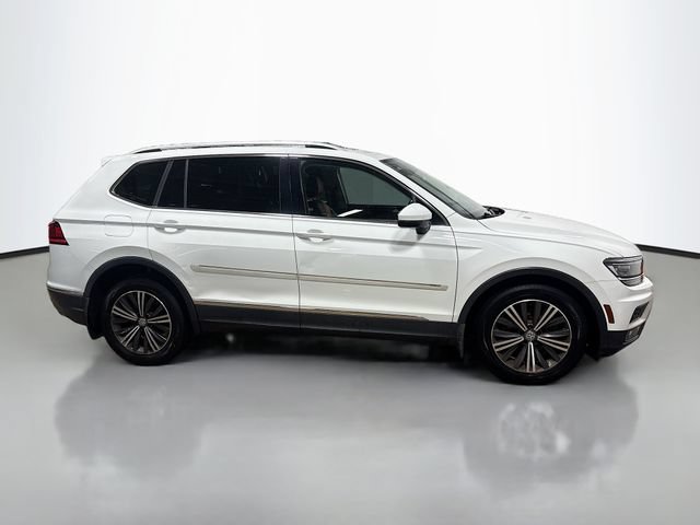 Used 2018 Volkswagen Tiguan SEL Premium AWD/4WD image 5