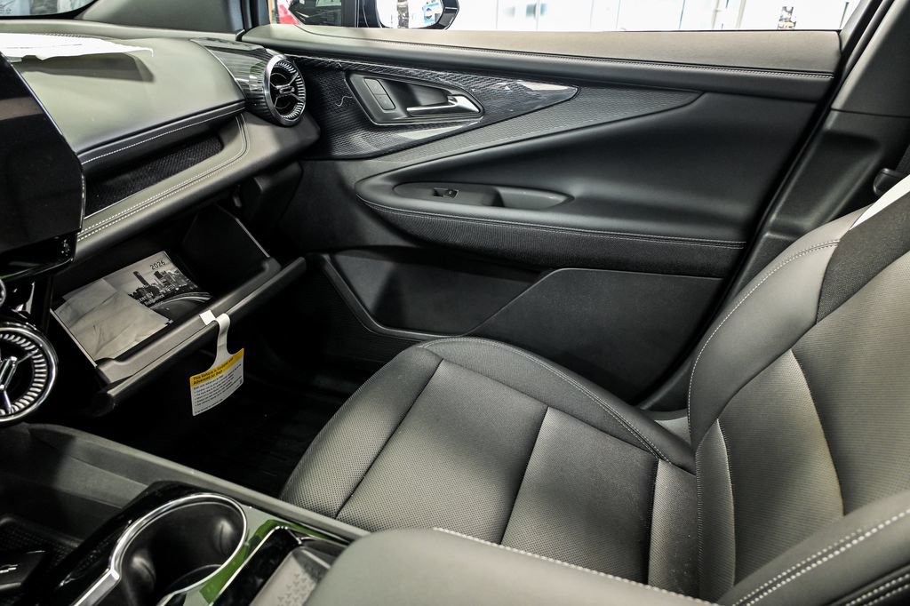 New 2026 Chevrolet Blazer EV LT AWD/4WD image 14