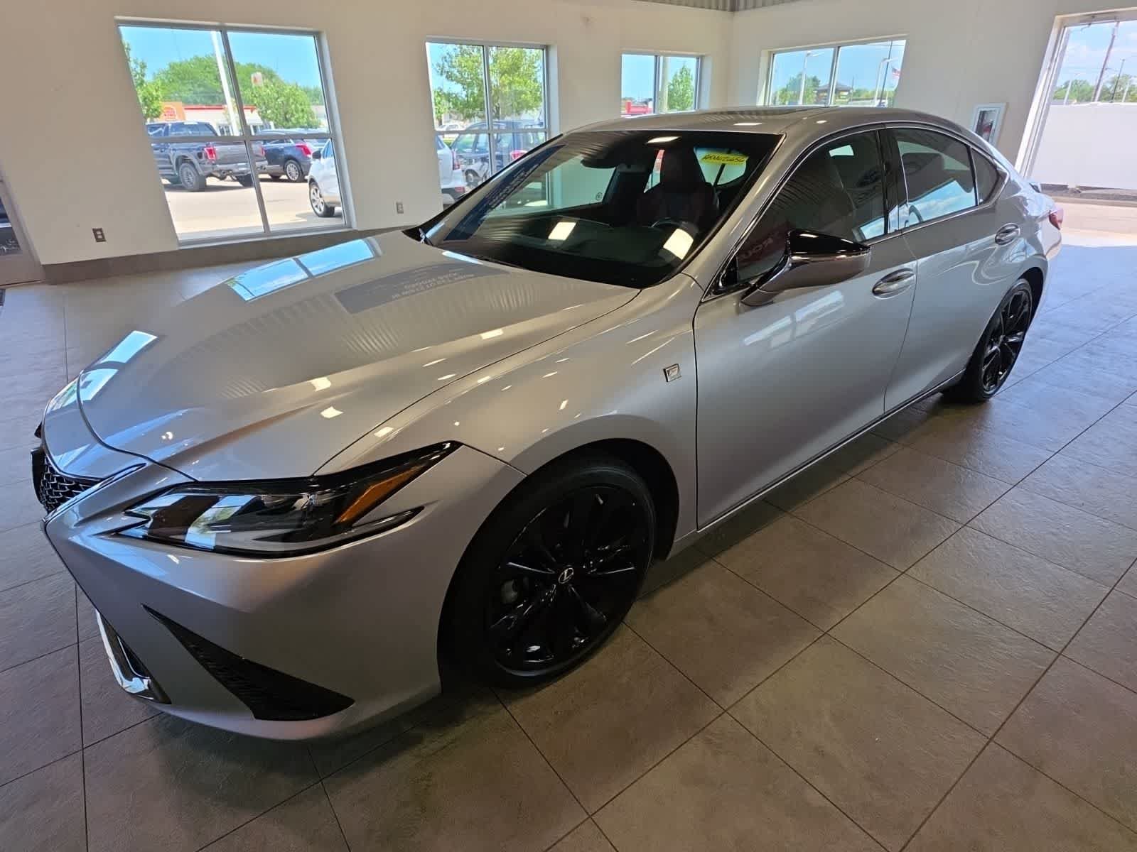 Used 2022 Lexus ES 350 F Sport FWD image 1