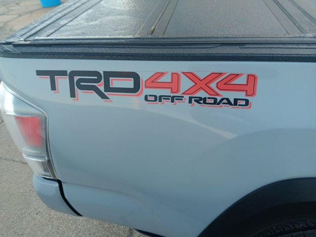 Used 2020 Toyota Tacoma image 33