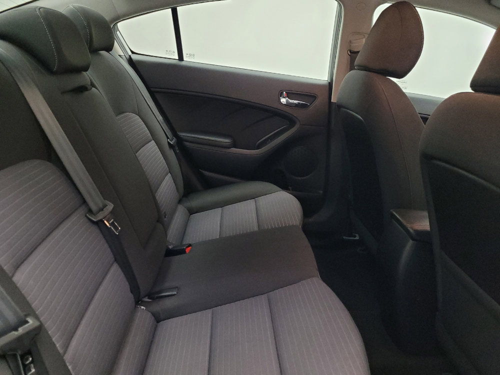 Used 2016 Kia Forte LX w/ LX Popular Plus Package image 19