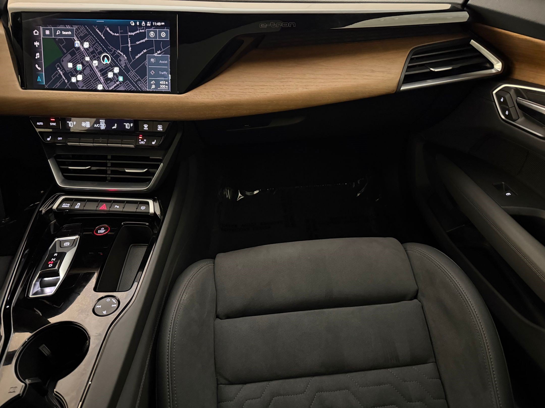 Certified 2023 Audi e-tron GT Premium Plus AWD/4WD image 30