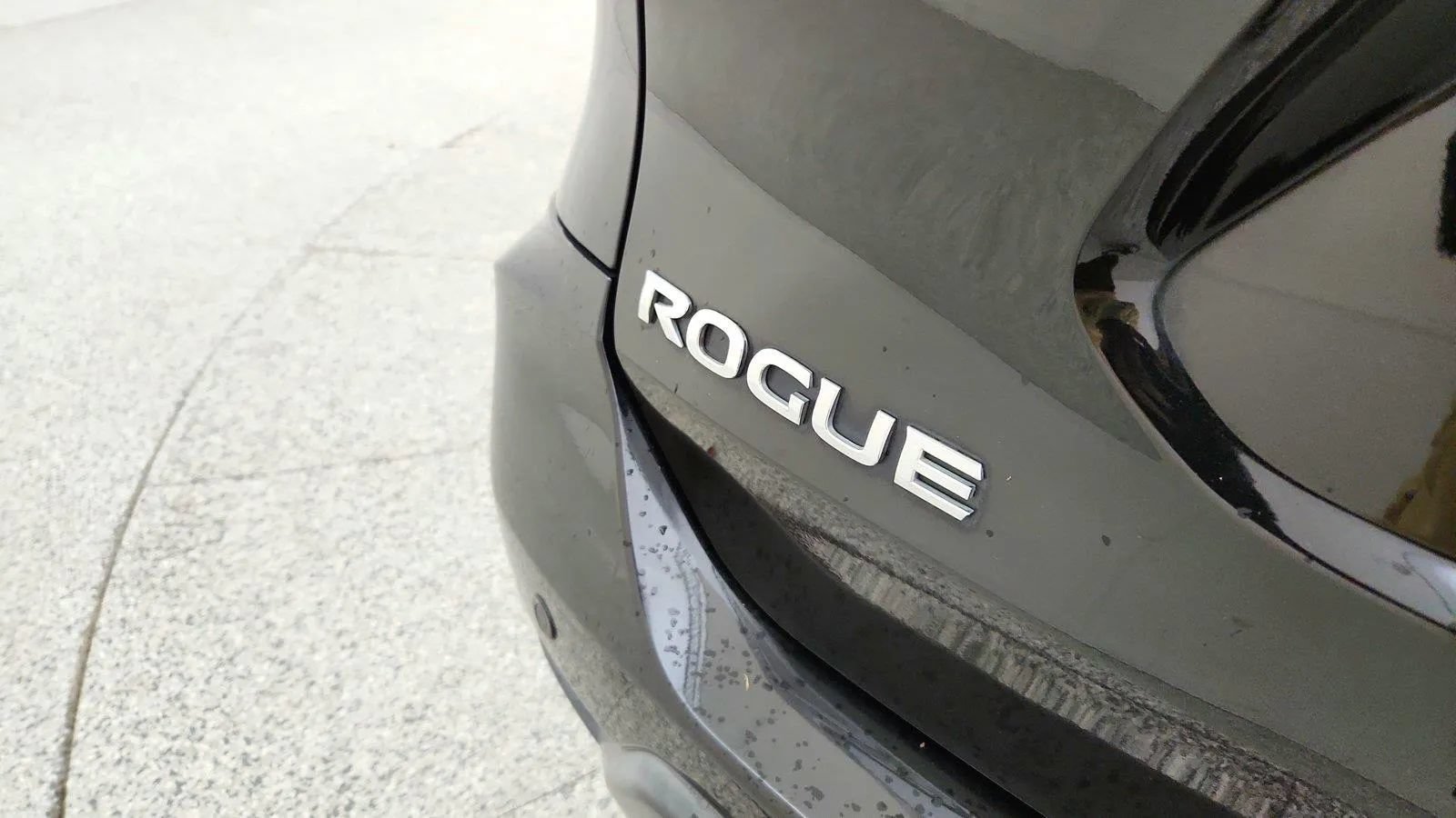 Used 2020 Nissan Rogue SV AWD/4WD image 17