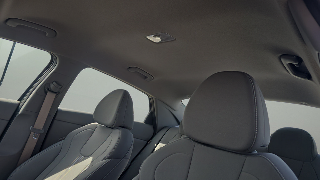 Certified 2026 Hyundai Elantra Sport FWD image 27