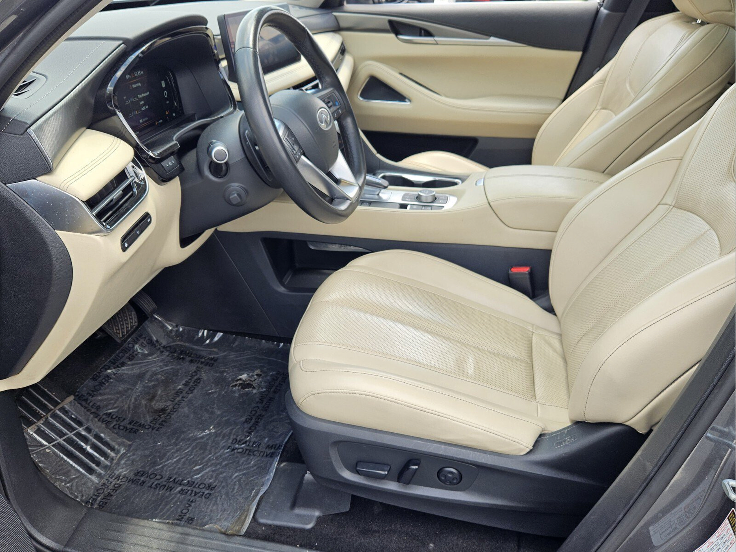 Used 2025 INFINITI QX60 Luxe w/ Vision Package FWD image 13