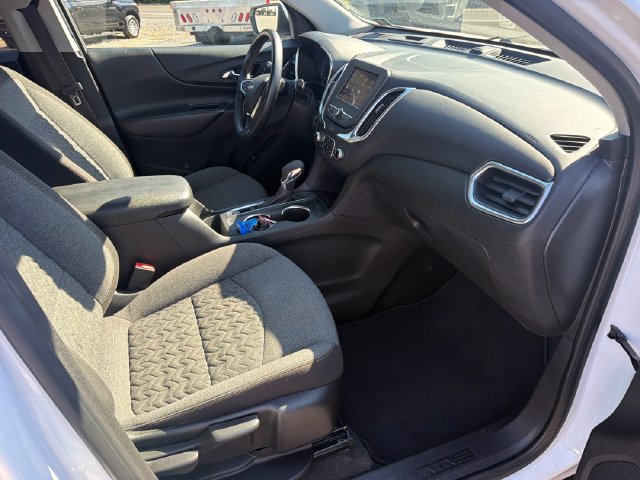 Used 2024 Chevrolet Equinox LT FWD image 21