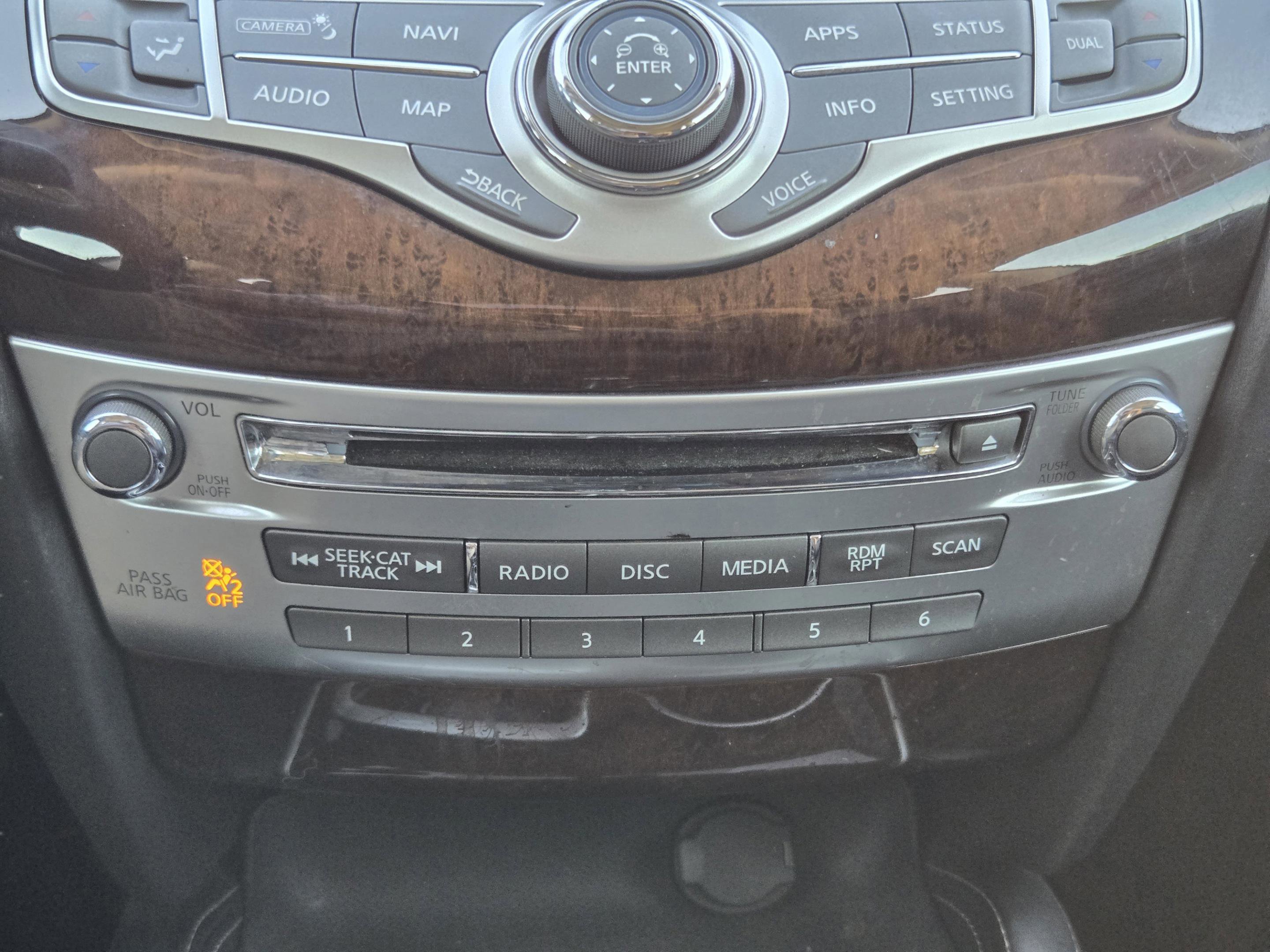 Used 2017 INFINITI QX60 FWD w/ Deluxe Technology Package image 16
