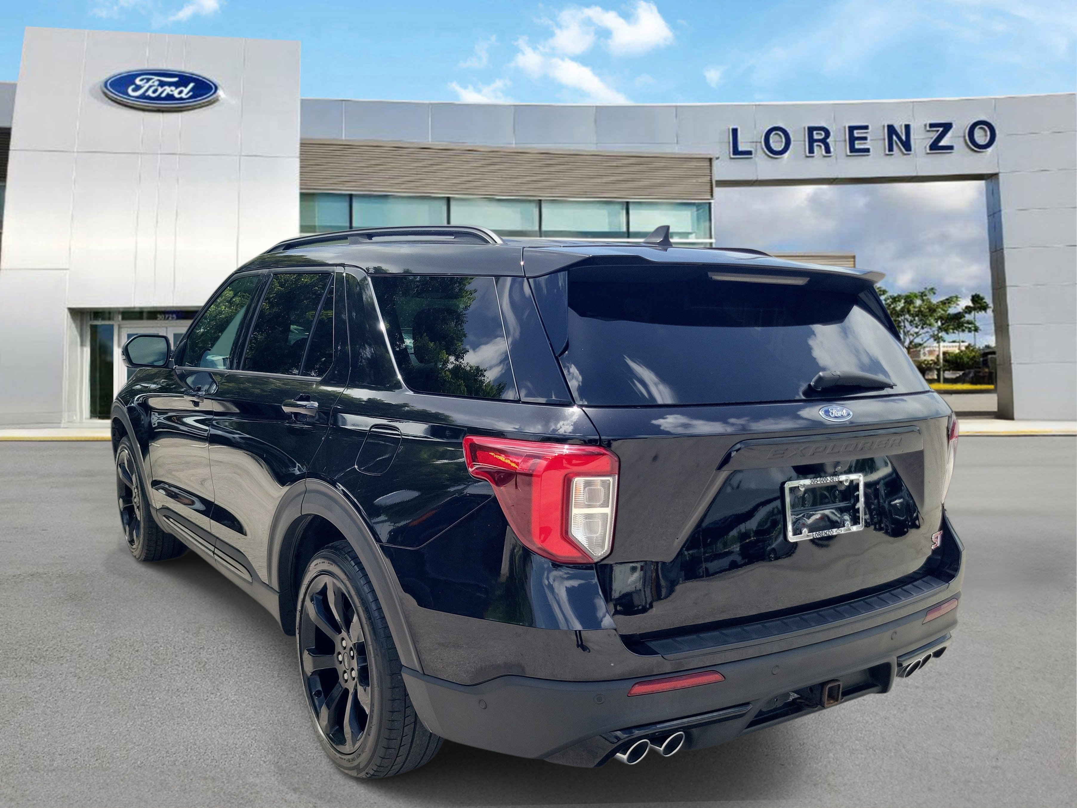 Used 2021 Ford Explorer ST w/ Equipment Group 401A AWD/4WD image 7